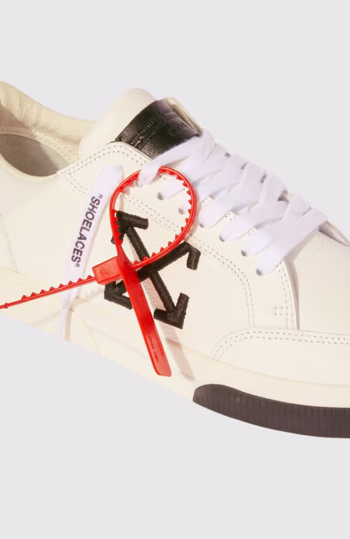 Vulc Low Calf Sneakers