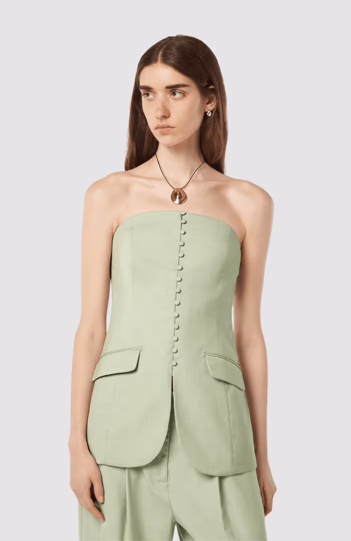 Tailored strapless bodice