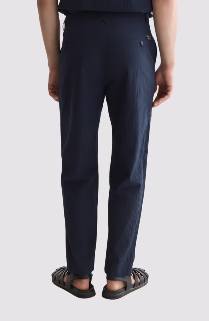 Crinckled Cotton-Blend Relaxed Straight-Fit Chino