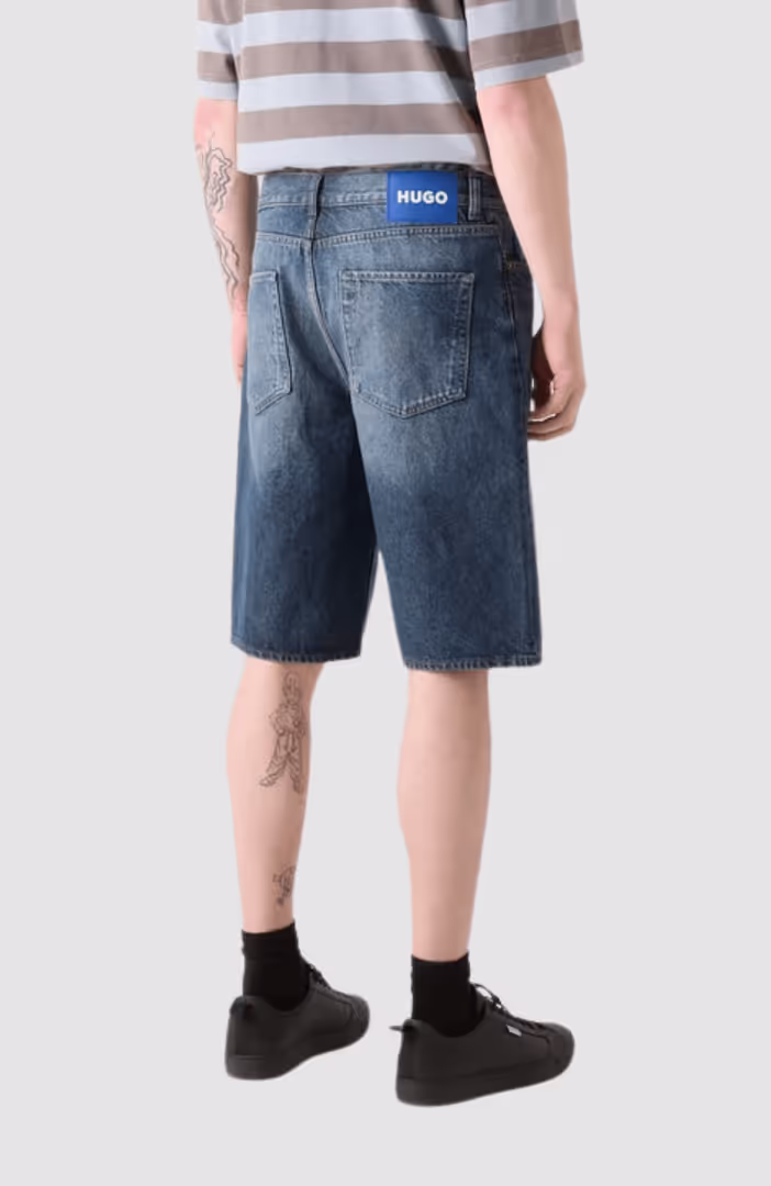 Skate shorts