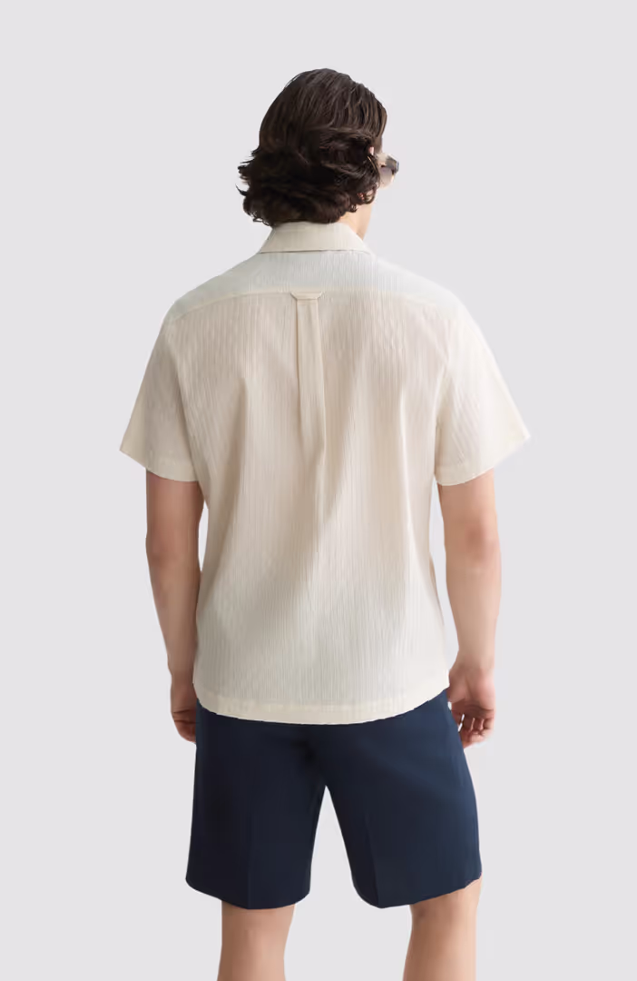 Jacquard Seer-Sucker Regular-Fit Short-Sleeved Shirt