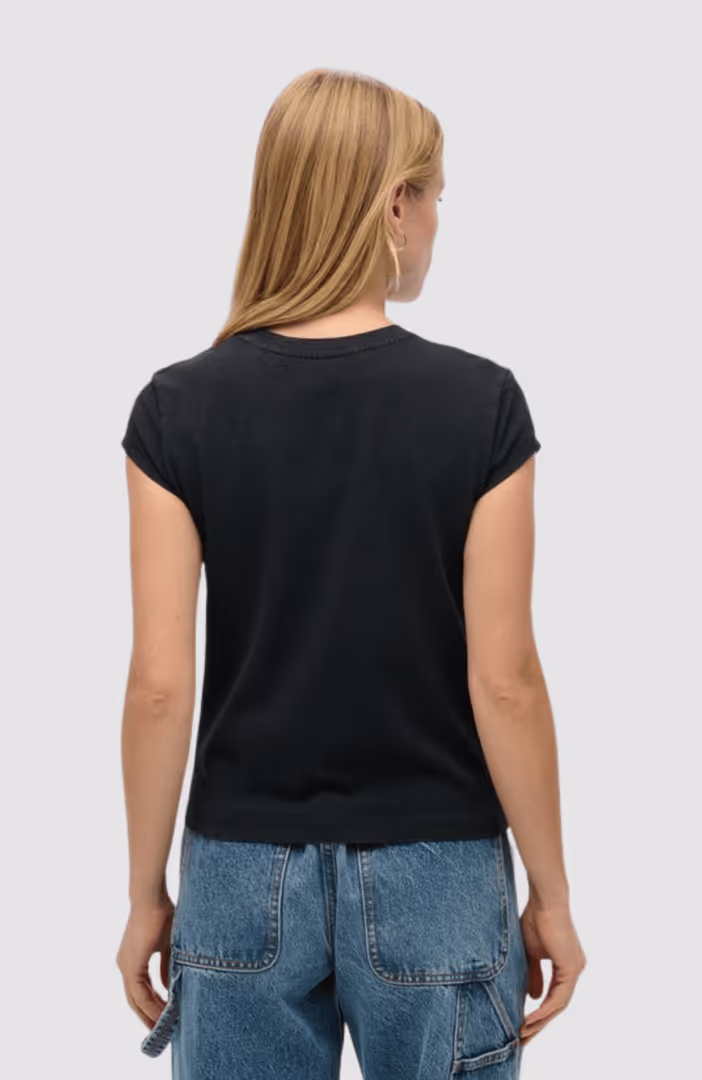 Sport Luxe Graphic Cap Slv Tee