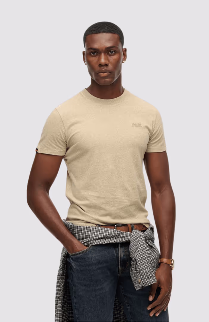 Essential Logo Emb Tee
