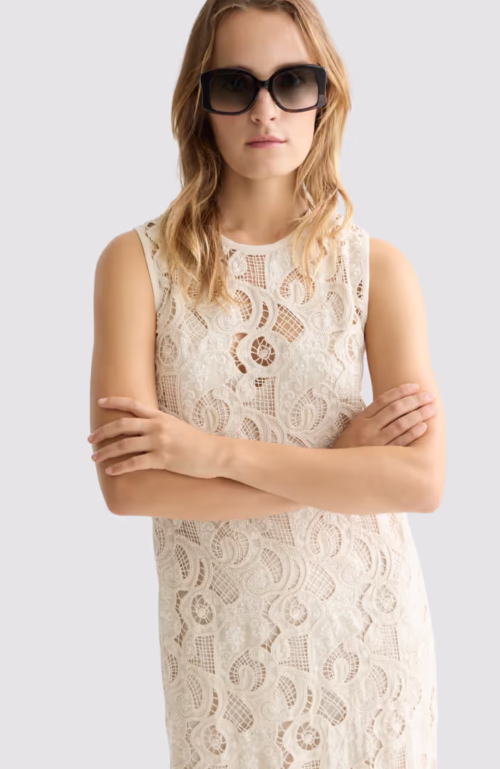 Flame embroidery midi dress