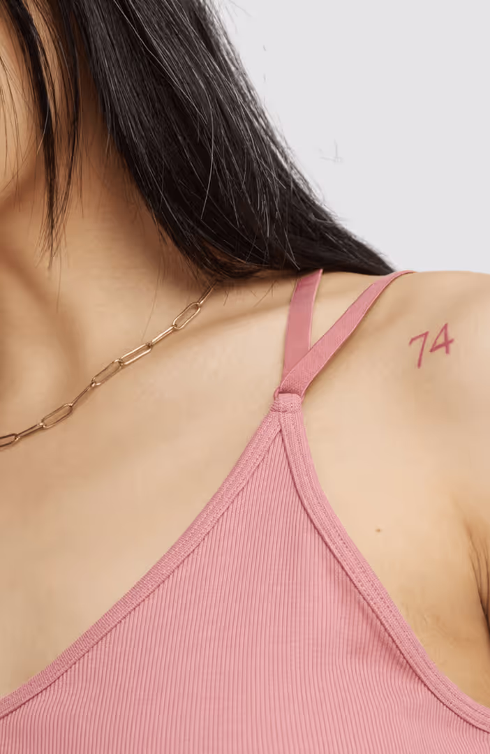 Spaghetti strap tank top wmn