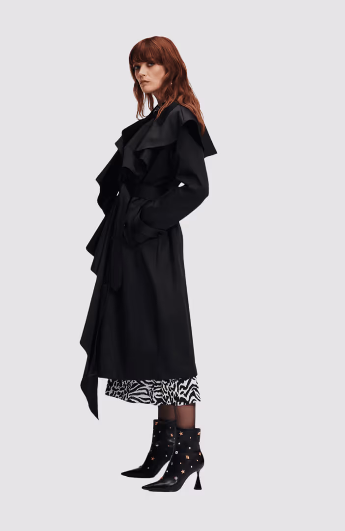 Hun'S Pick Ruffle Coat