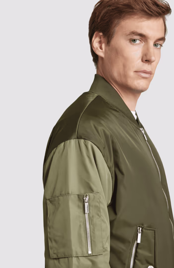 BOMBER