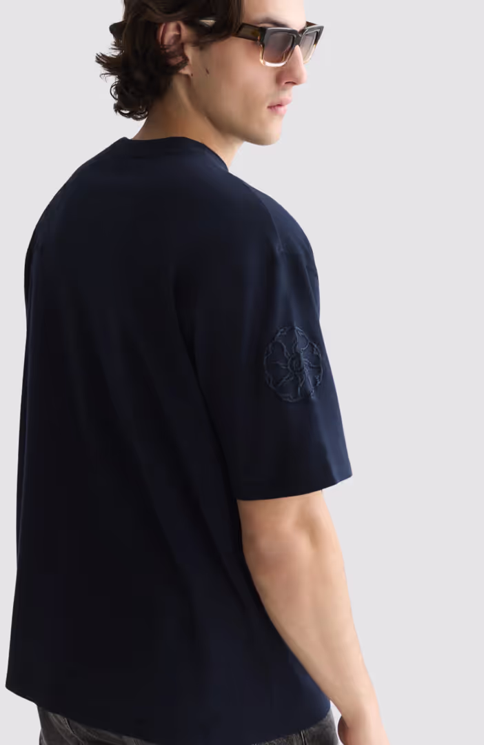 Delfts Blauw Embroidered Artwork Loose-Fit T-Shirt