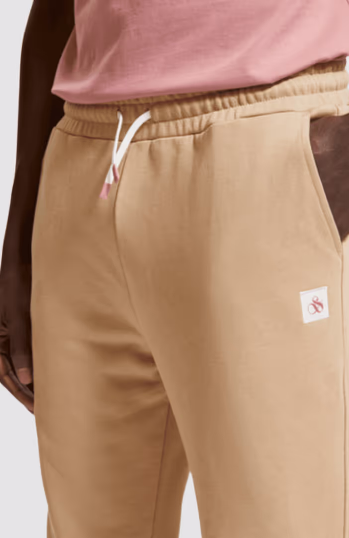Essential Logo Badge Sweatpants