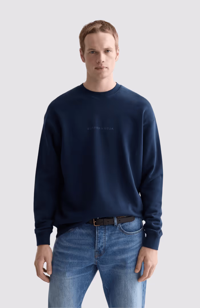 Seasonal core front chest logo relaxed-fit sweatshirt