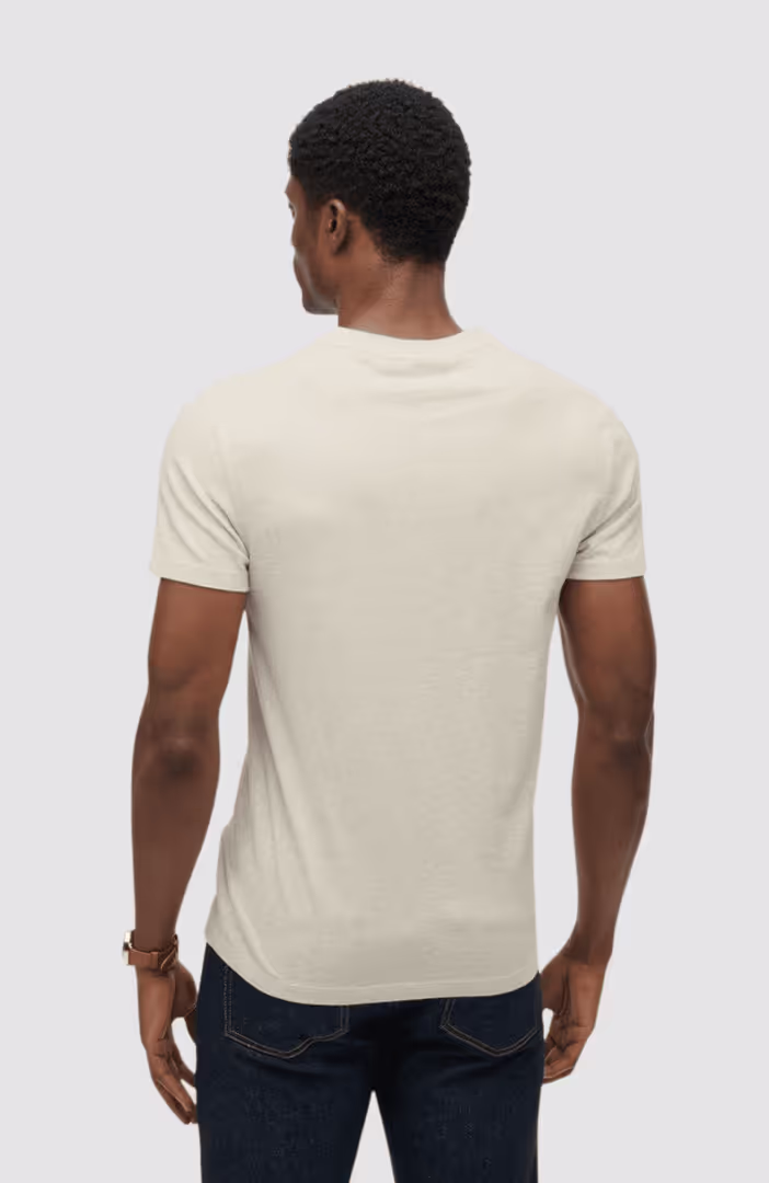 Essential Logo Emb Tee