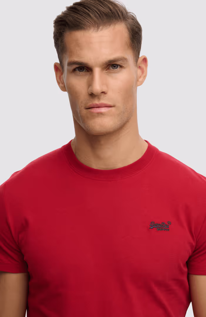 Essential Logo Emb Tee