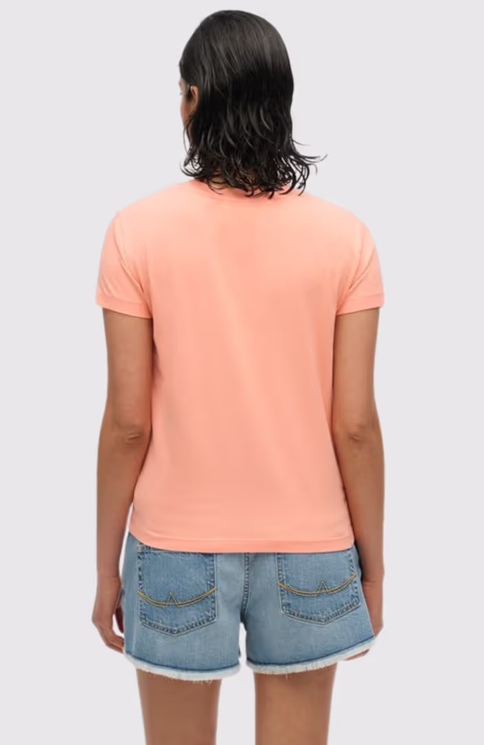 SPORT LUXE FITTED TEE