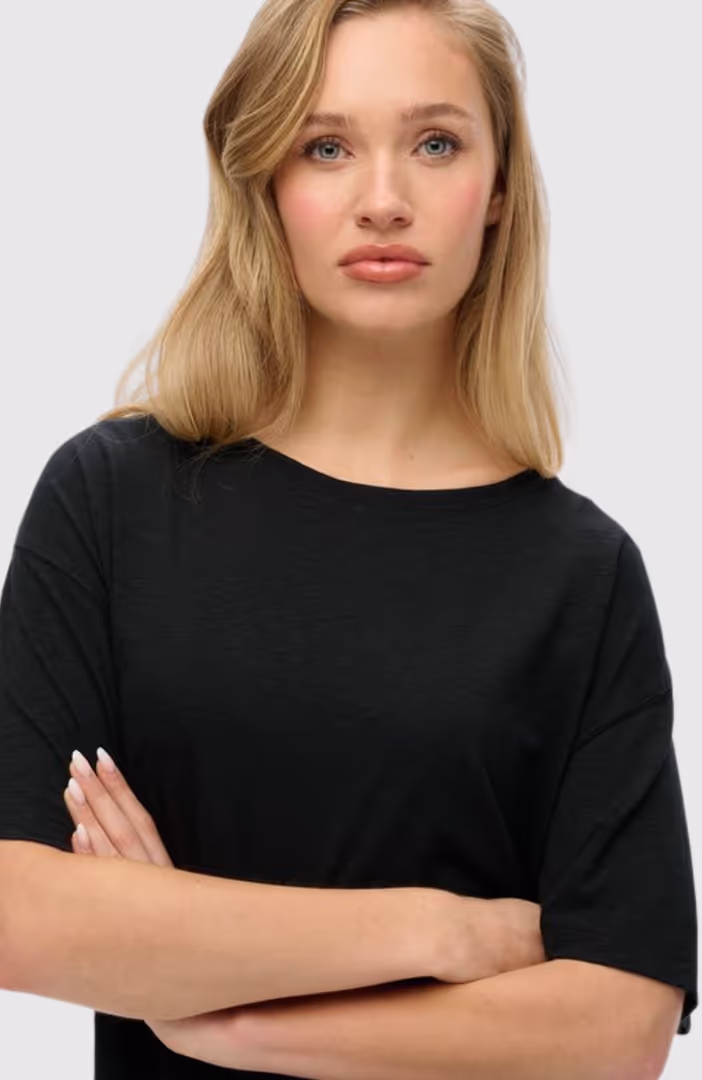 STUDIOS DROPPED SHOULDER TEE
