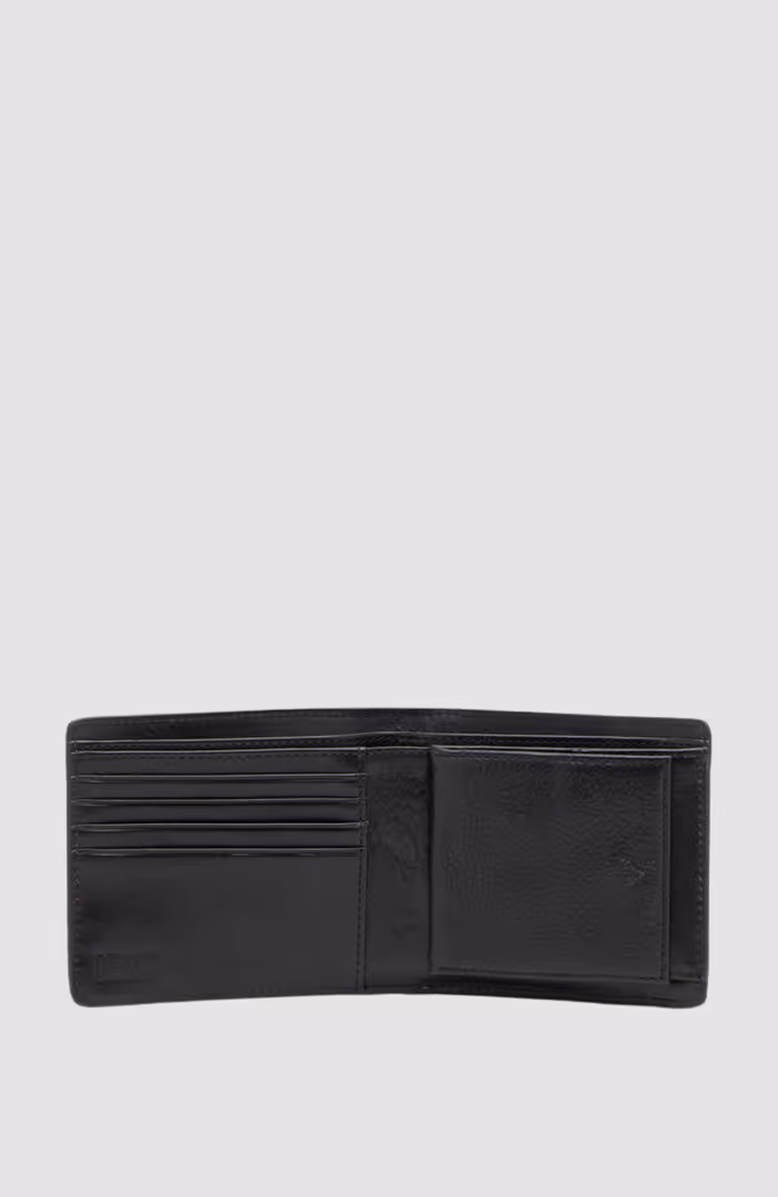 Flag D Bi Fold Coin S 3D