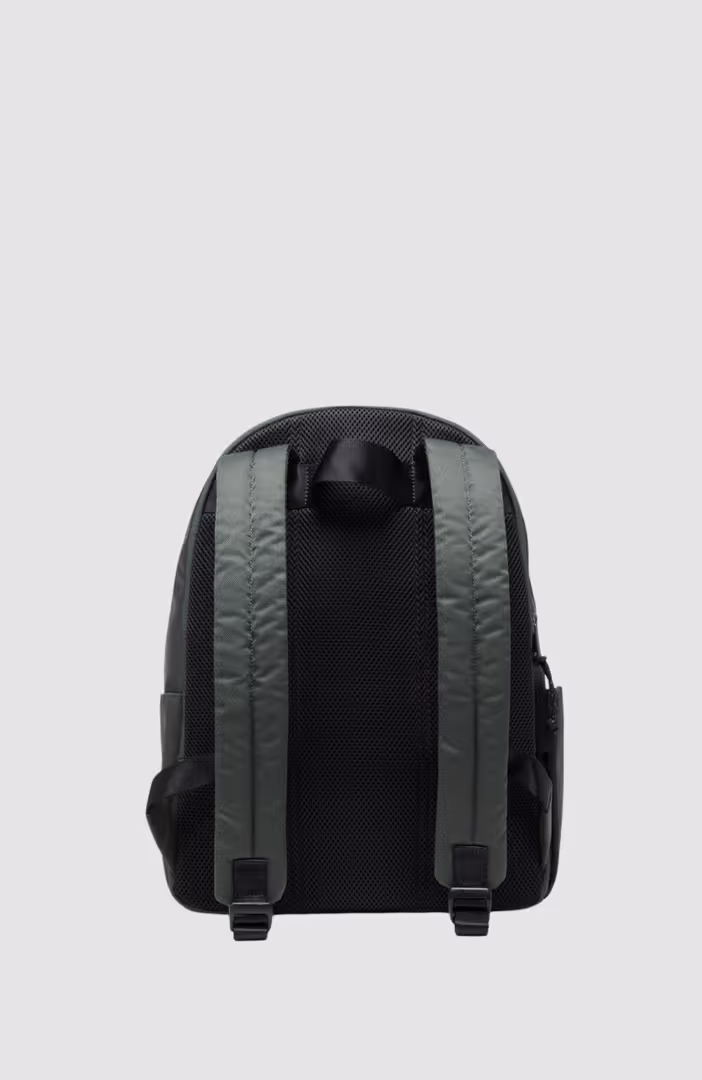 D Pack