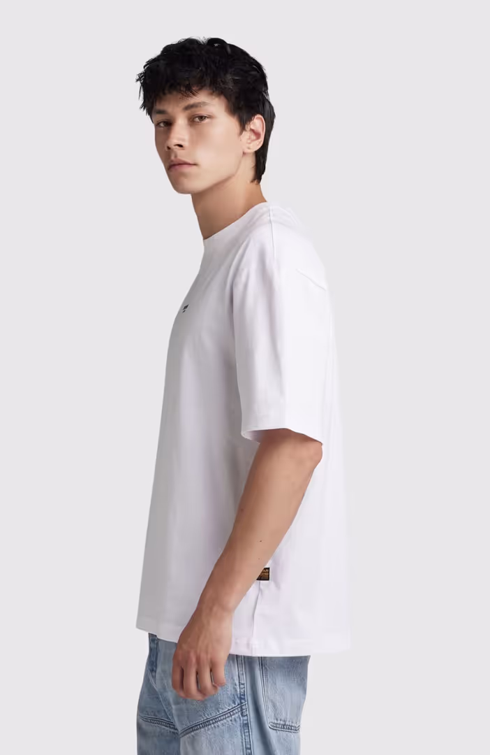 Center chest boxy r t