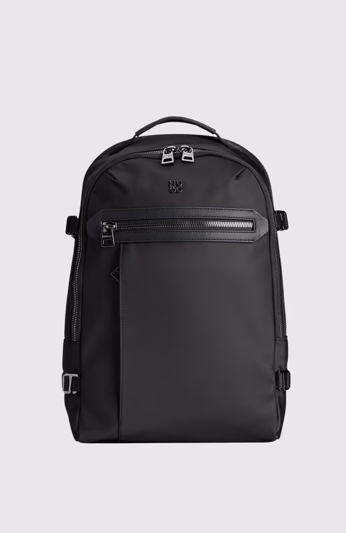 Elliott N_Backpack