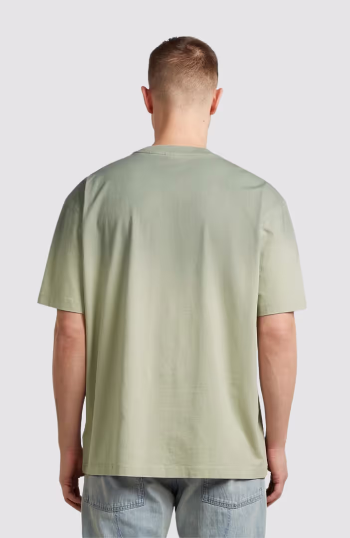 Sprayed relaxed logo r t