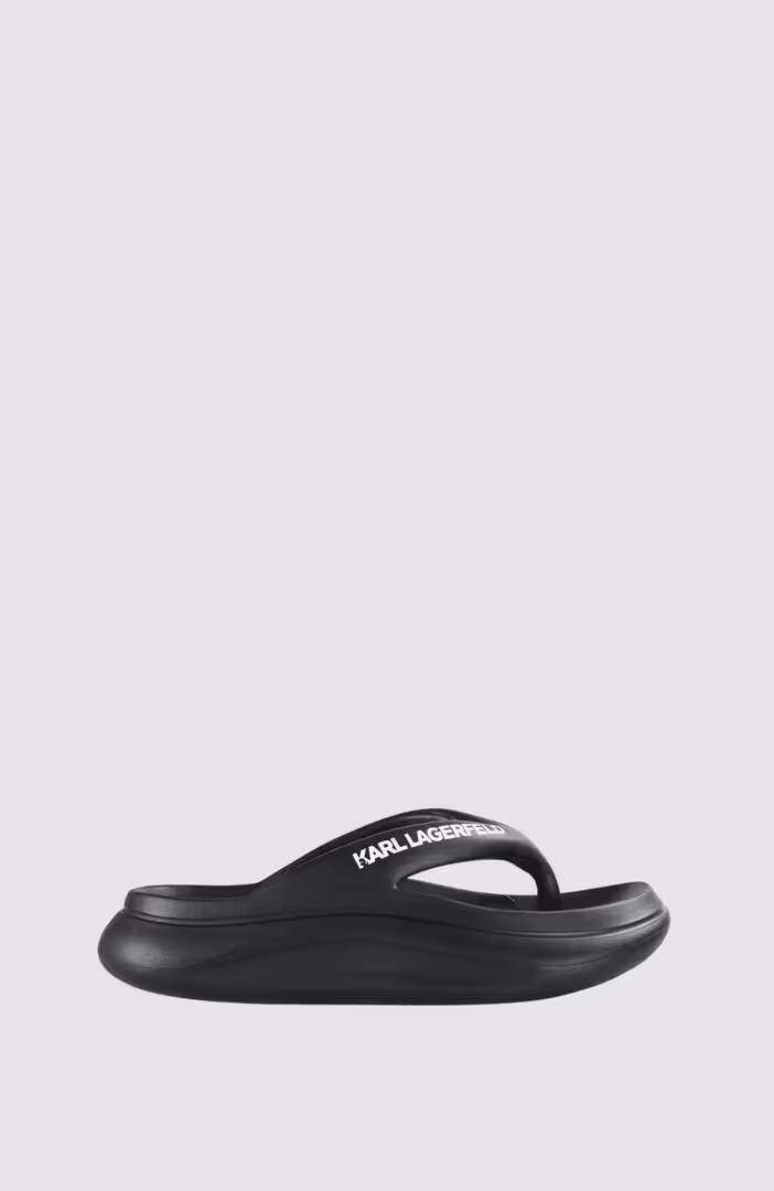 SKOONA II Hotel Karl Thong