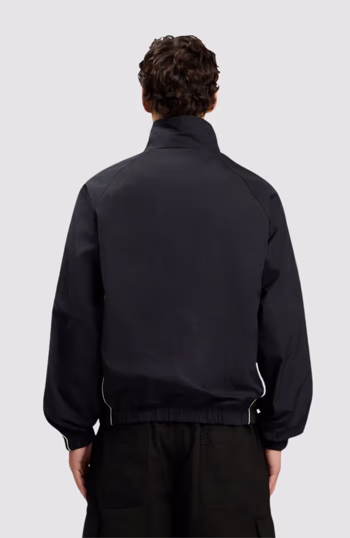 Curved Logo Vint Windbreaker