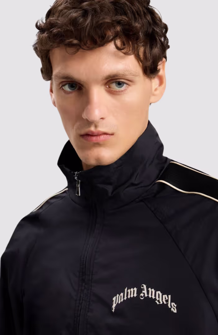 Curved Logo Vint Windbreaker