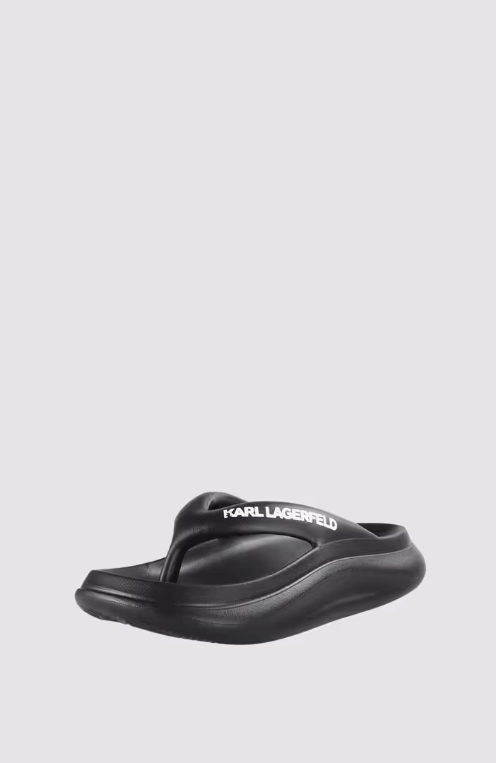 SKOONA II Hotel Karl Thong