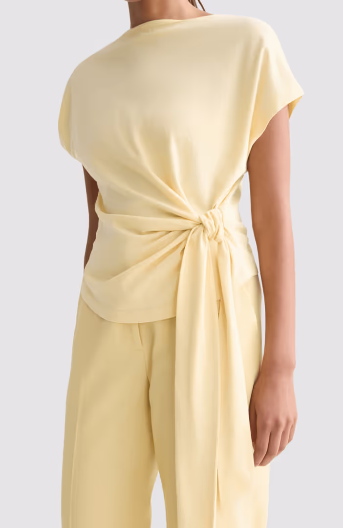 Knotted slash neck T-shirt