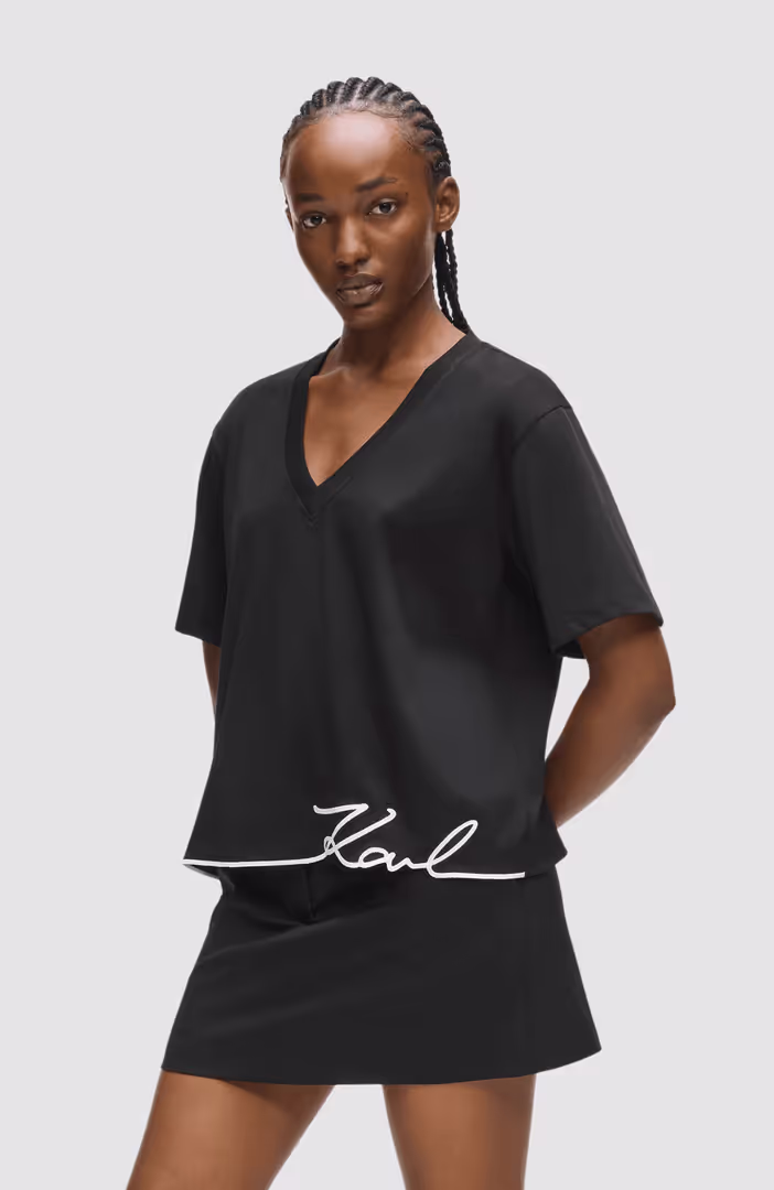 Signature Hem V-Neck T-Shirt