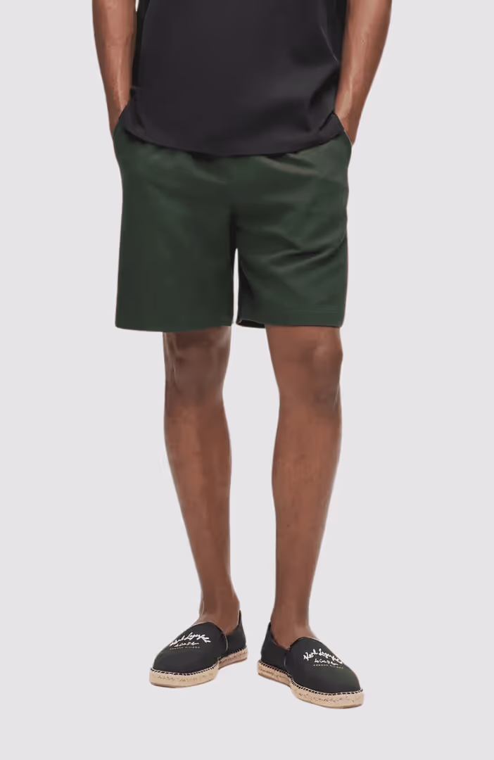 Vacances Tencel Blend Shorts