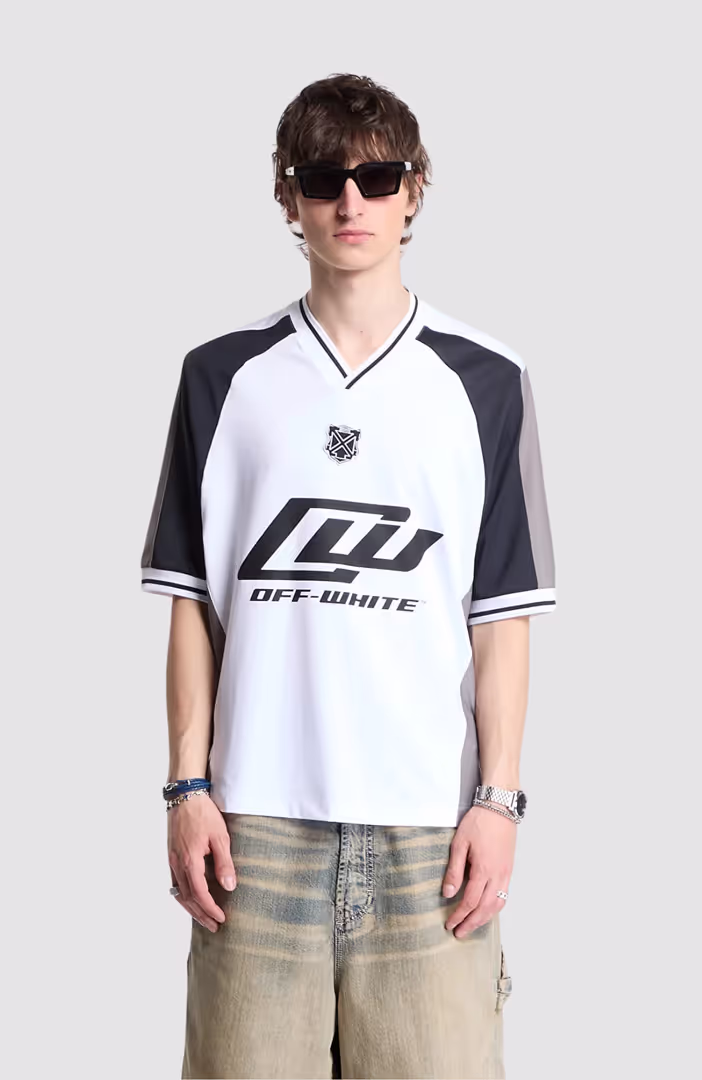 SOCCER V-NECK S/S T-SHIRT 3