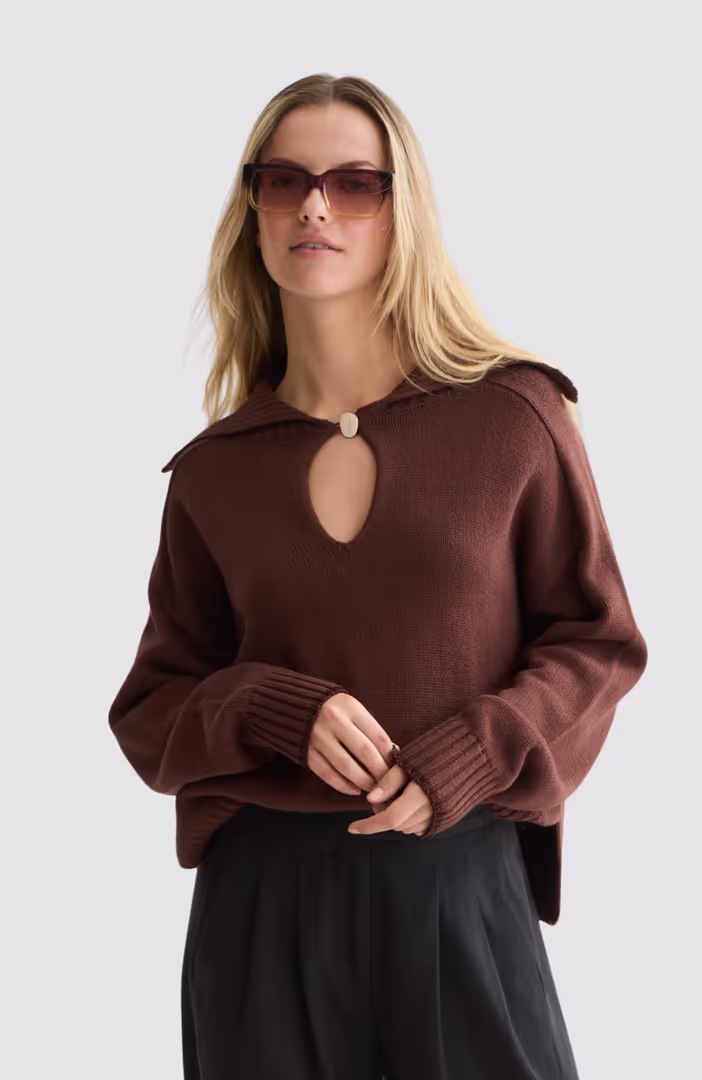 Button detail boxy-fit pullover