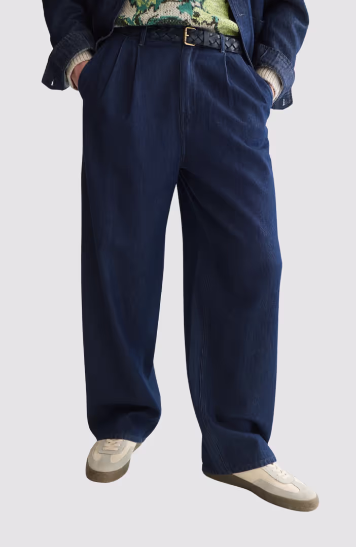 Loose-fit chino jeans