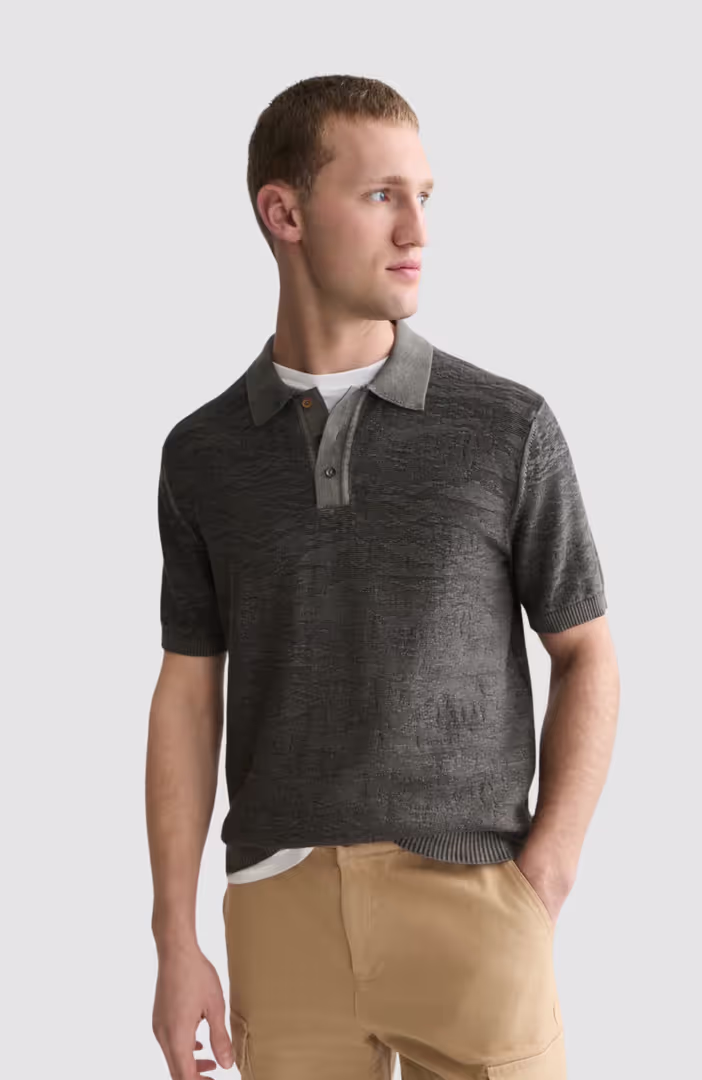 Structured regular-fit polo