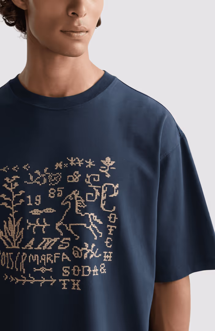 Cross-stitched front artwork loose-fit T-shirt