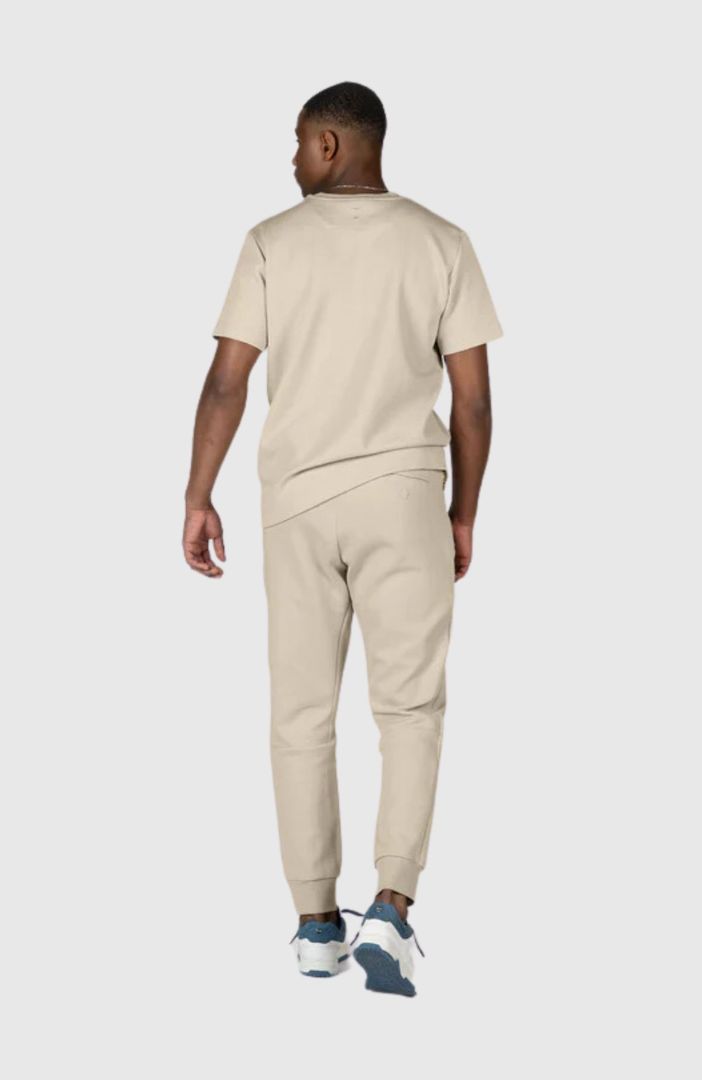 Q-Series Regular Fit Jogger