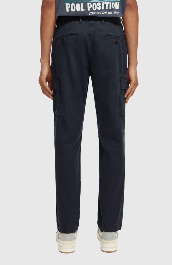 STUART- garment-dyed pima cotton cargo pant