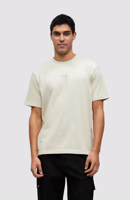 Tee 10