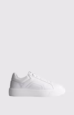 Phat Q Sneaker
