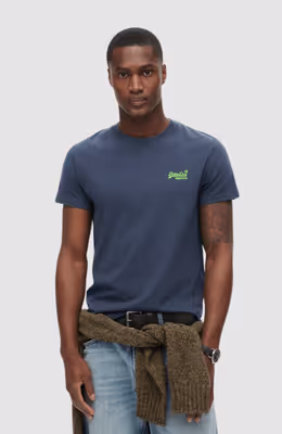 Essential Logo Emb Tee