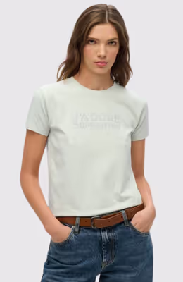 SPORT LUXE FITTED TEE