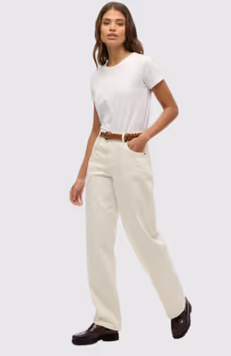 MID RISE WIDE LEG JEAN