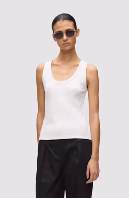 Essential Logo Commercial Tank