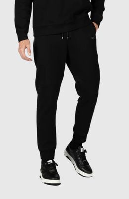 Q-Series Regular Fit Jogger