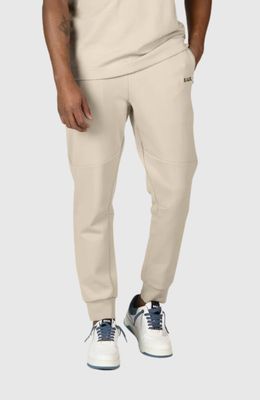 Q-Series Regular Fit Jogger