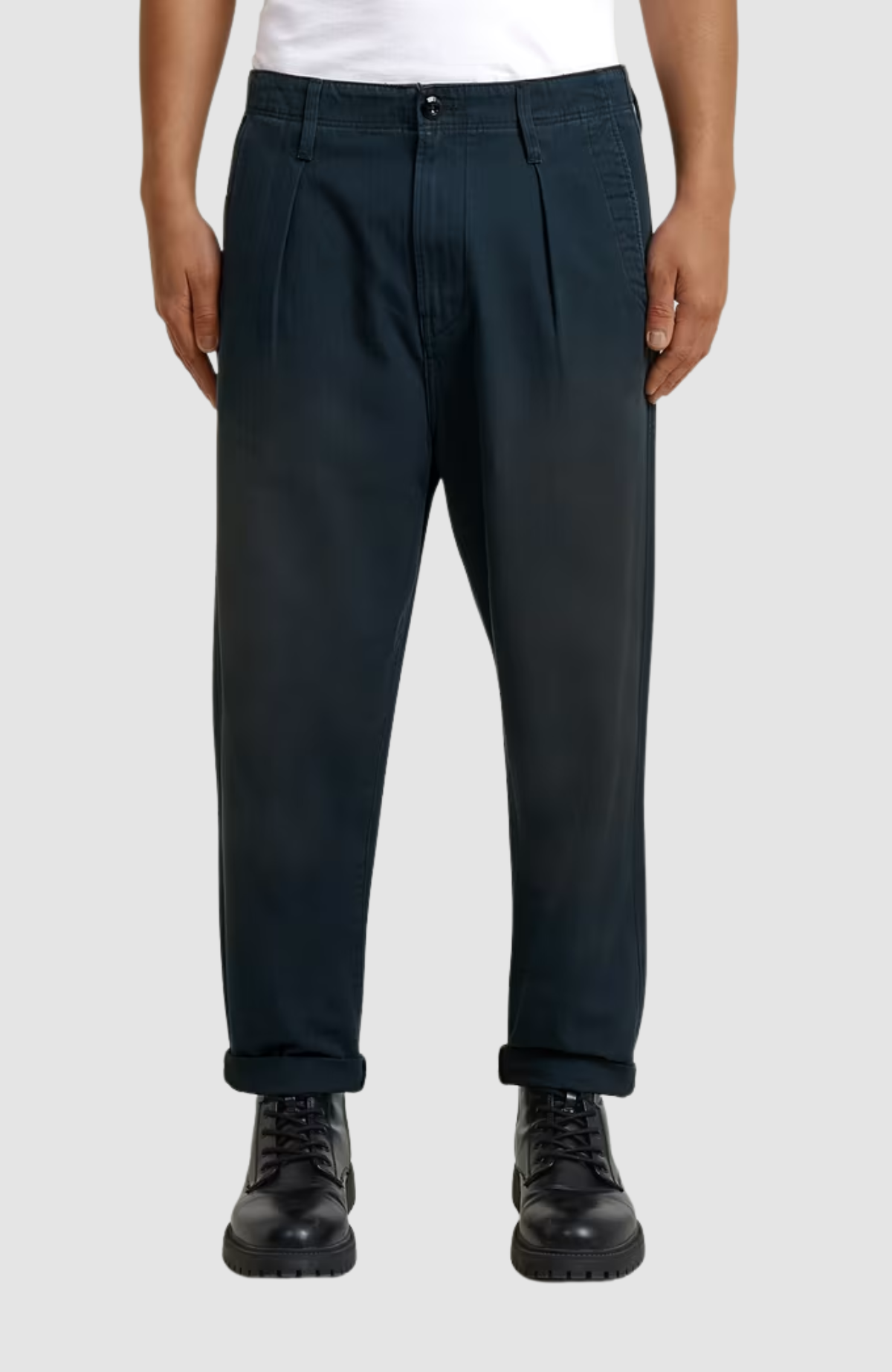Pleated Chino Relaxed Tapered