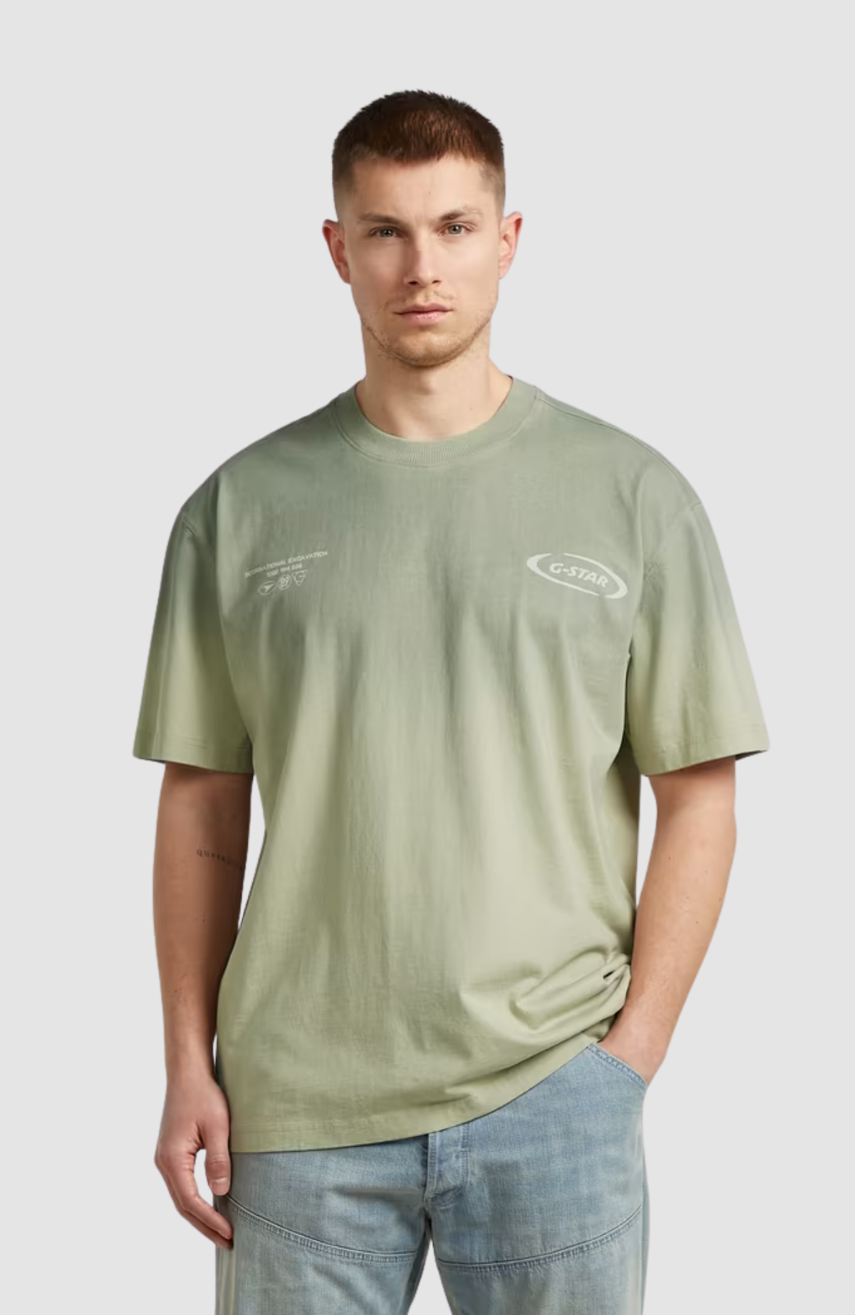 Sprayed relaxed logo r t