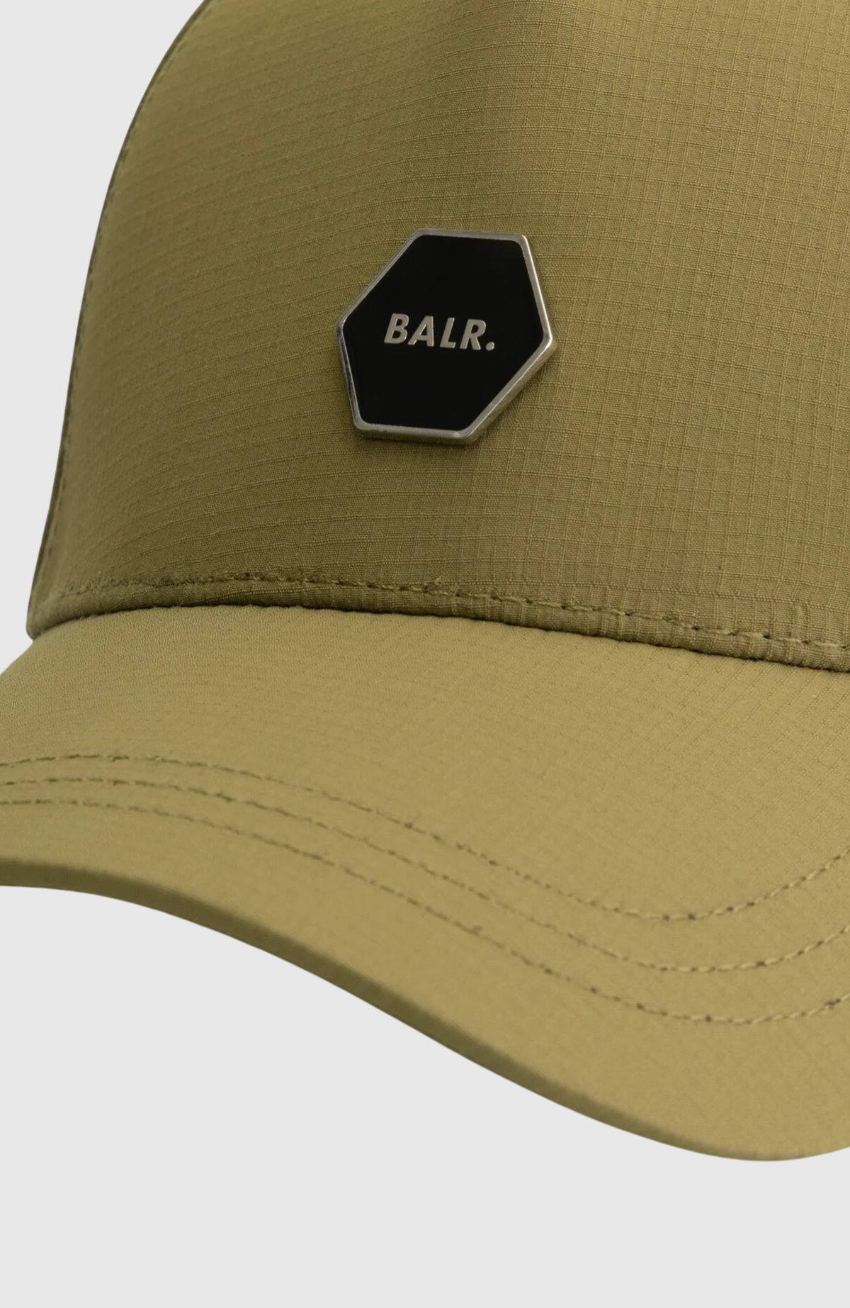 Hexline Badge Classic Cap