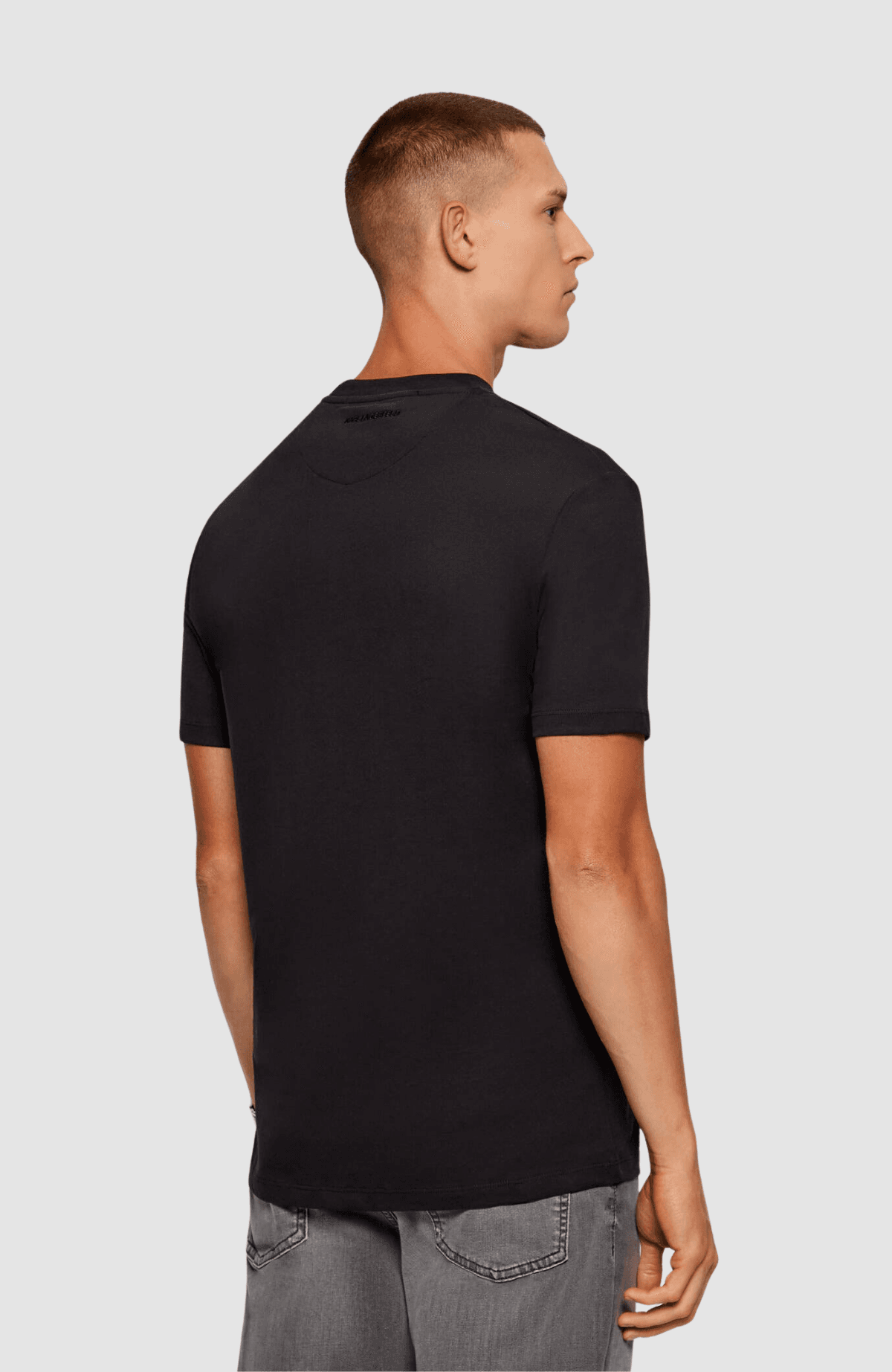 T-Shirt Crewneck