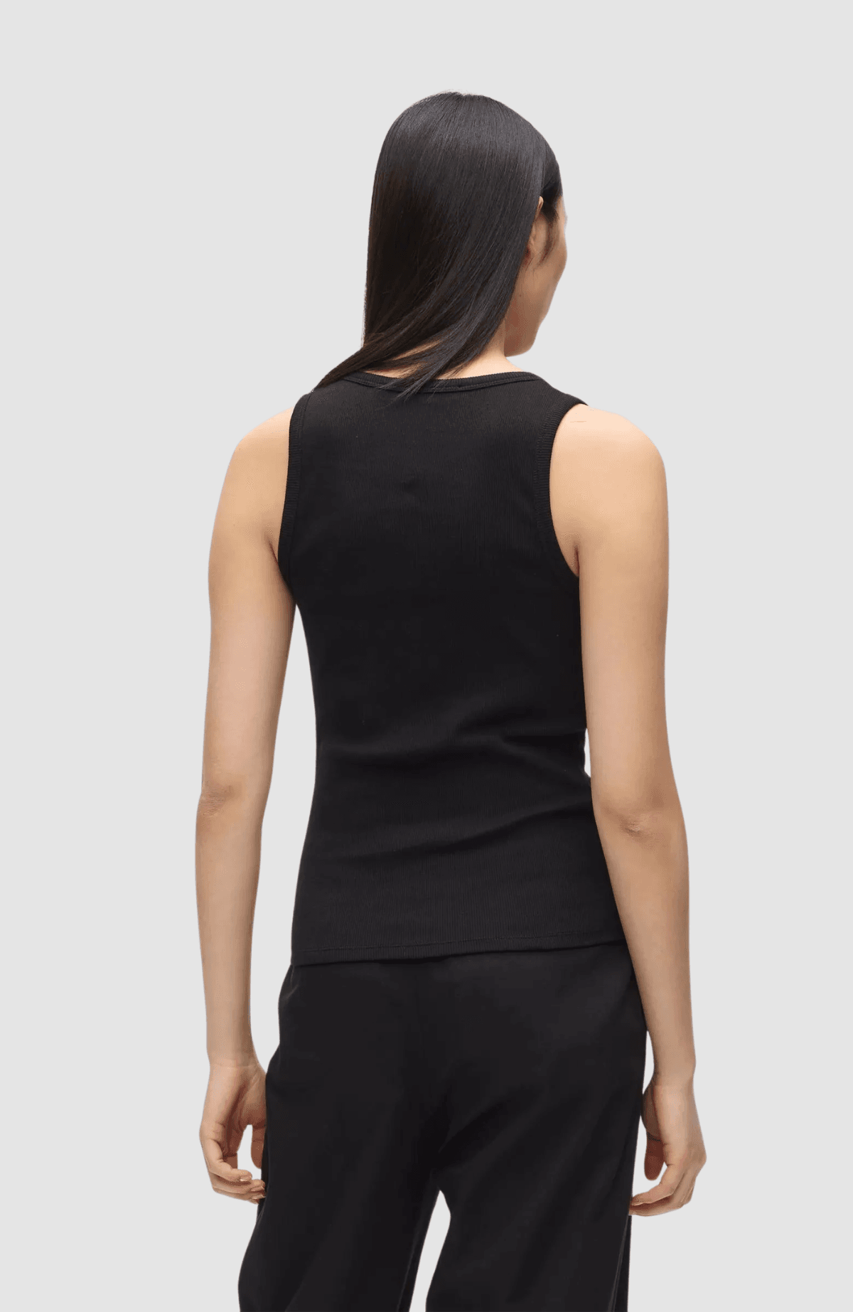 Essential Logo Commercial Tank